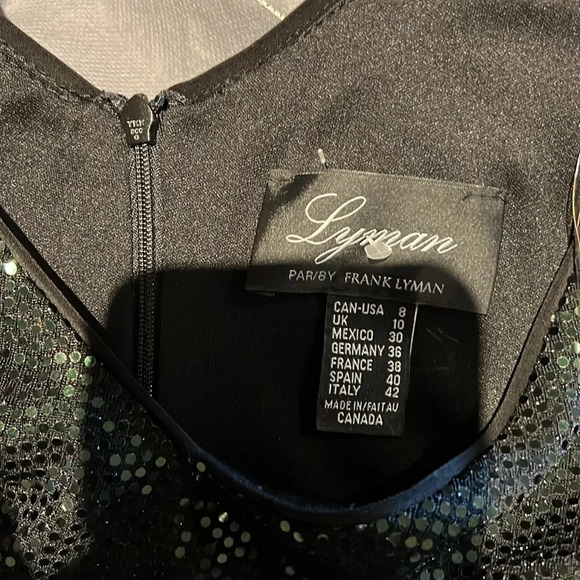 Lyman Par by Frank Lyman Green Sequins peplum cocktail  blouse with slit - Picture 3 of 12